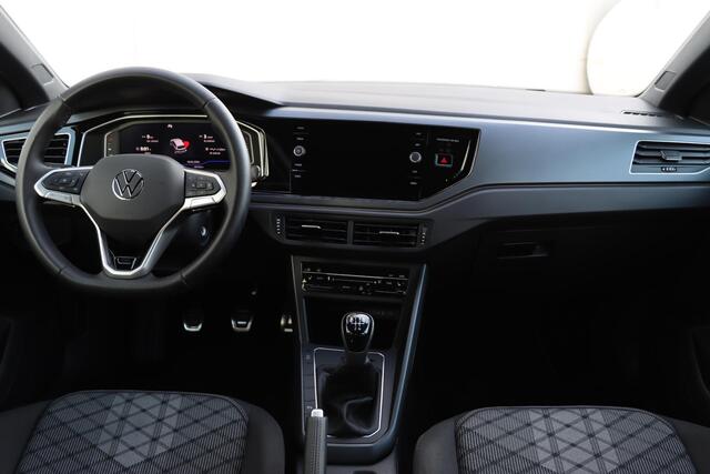 Volkswagen POLO 1.0 TSI R-Line Business 95pk | Stoelverwarming | Carplay | Camera | Parkassist