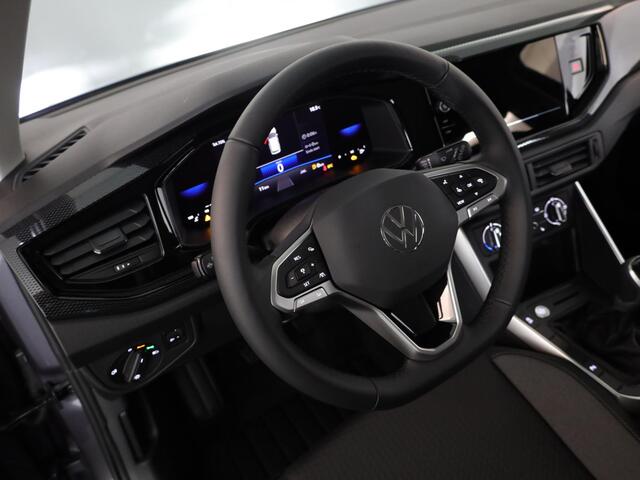 Volkswagen POLO GP Life Edition 1.0 95 pk 5 versn. Hand | 15" LM | Stoelverwarming | Camera |