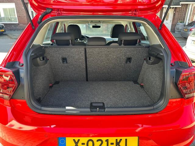 Volkswagen POLO 1.0 TSI HIGHLINE R-Line uitgevoerd