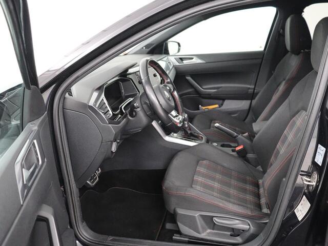 Volkswagen POLO 2.0 TSI GTI | Panoramadak | Stoelverwarming | Adaptive cruise | Camera | Virtual Cockpit | Carplay | Keyless | Full LED | Navigatie | Climate control | Origineel NL