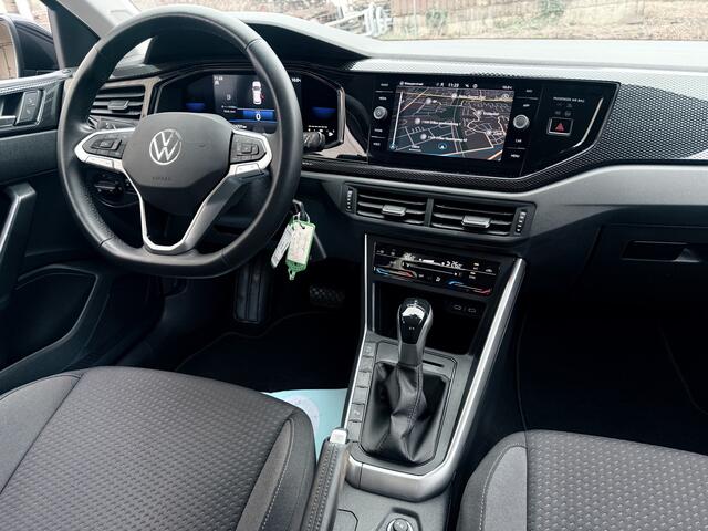 Volkswagen POLO 1.0 TSI Life Business