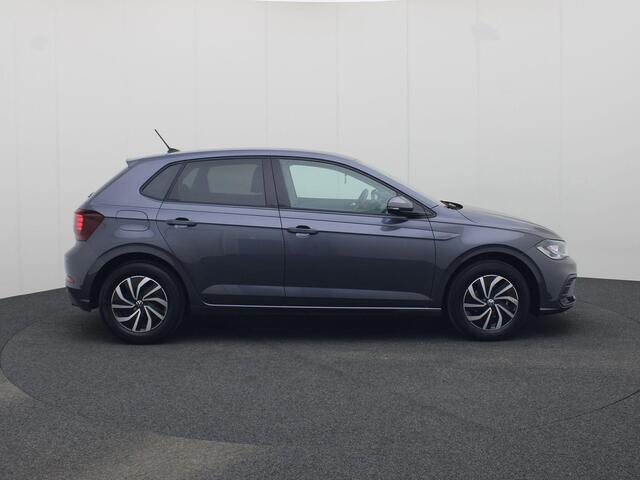 Volkswagen POLO 1.0 TSI 95pk DSG Life Edition · Apple/Android · LED · Camera + Parkeersensoren · Garantie t/m 29-09-2028 of 100000km.