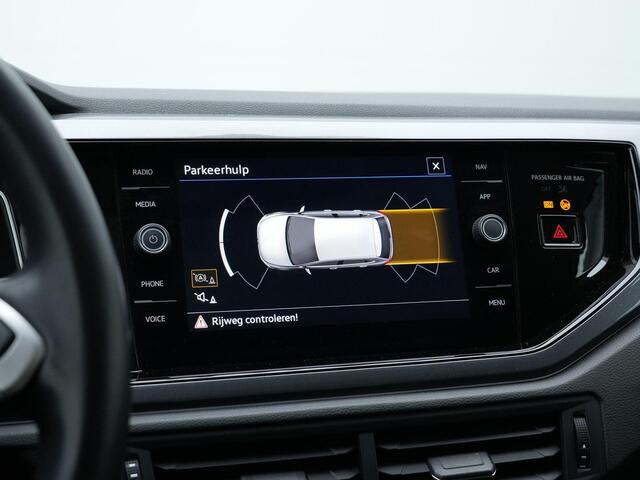 Volkswagen POLO 1.0 TSI 110 pk DSG Style | Panoramadak | IQ Light | Stoelverwarming | Navigatie
