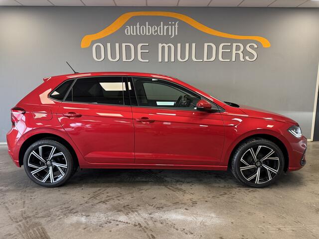 Volkswagen POLO 1.0 IQ Light/Stoelverwarming/Navi/Carplay