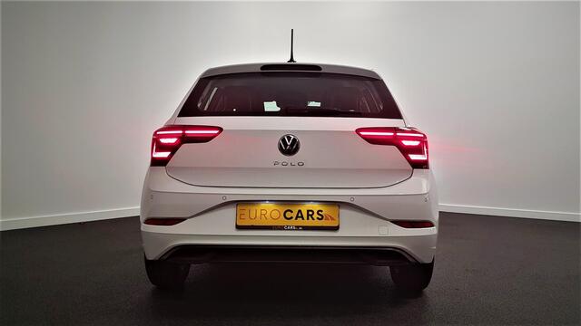 Volkswagen POLO 1.0 TSI DSG Style Nieuw Type | Navigatie | Climate Control | Parkeer sensoren | Cruise control adaptive | Lichtmetalen velgen