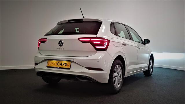 Volkswagen POLO 1.0 TSI DSG Style Nieuw Type | Navigatie | Climate Control | Parkeer sensoren | Cruise control adaptive | Lichtmetalen velgen