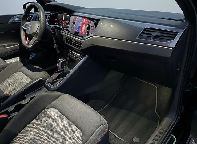 Volkswagen POLO 2.0 TSI GTI TSI 210PK DSG GTI-SPORT IQ-LIGHT/PDC/CARPLAY FABRIEKS GARANTIE ***