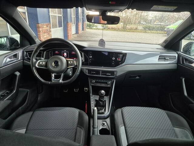 Volkswagen POLO 1.0 TSI Highline 2X R-line, Camera, Pano, ACC, Virtueel cockpit, stoelverwarming, Beats, CARPLAY, ALL IN prijs!
