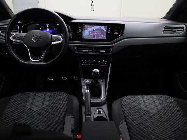 Volkswagen POLO 1.0 TSI 95pk R-Line · Navigatie · Apple/Android Car Play · Camera + Parkeersensoren · Garantie t/m 10-07-2027 of 100000km.