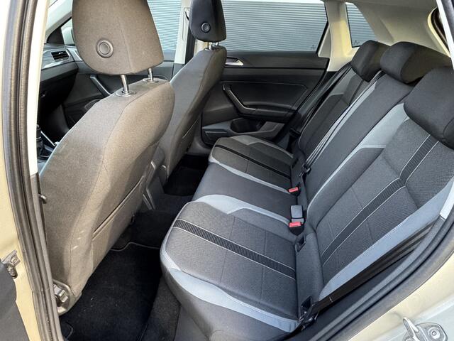 Volkswagen POLO 1.0 TSI 115pk H6 Highline LED Panoramadak Winterpakket Camera