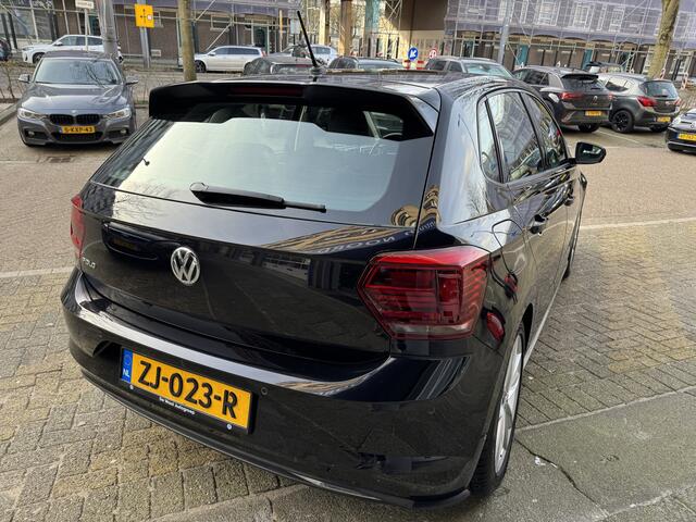 Volkswagen POLO 1.0 TSI Highline Virtual Cockpit | Apple Carplay | Climate Control | Cruise Control | Parkeersensoren voor + achter | 17 inch lichtmetalen Velgen | Dealeronderhouden |