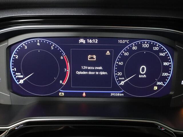 Volkswagen POLO 1.0 TSI Style 95 PK | Matrix koplampen | Navigatie via app | Parkeersensoren | Privacy glass |