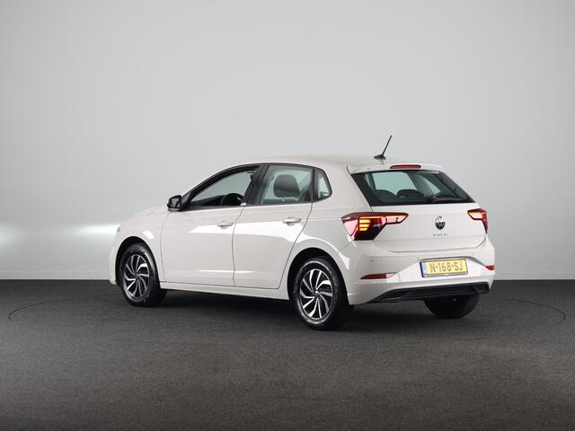 Volkswagen POLO 1.0 TSI Life 95PK | Navigatie via app | parkeersensoren | digitaal dshboard