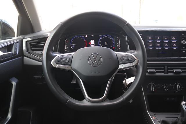 Volkswagen POLO 1.0 TSI Life, Carplay, Cruise, Navi