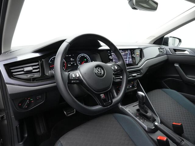 Volkswagen POLO 1.0 TSI 95 pk DSG IQ.Drive | Panoramadak | Stoelverwarming | Adaptive Cruise | Navigatie | Side Assist