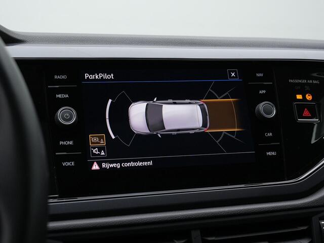 Volkswagen POLO 1.0 TSI 95 pk DSG IQ.Drive | Panoramadak | Stoelverwarming | Adaptive Cruise | Navigatie | Side Assist