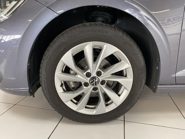 Volkswagen POLO 1.0 TSI Style carplay / stoelverwarming /velours bekleding