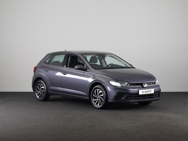 Volkswagen POLO 1.0 TSI Life 95PK | Navigatie via app | parkeersensoren | lm velgen