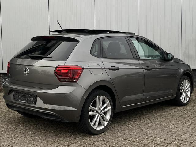 Volkswagen POLO 1.0 TSI Highline Panoramadak, LED, Stoelverwarming, PDC,