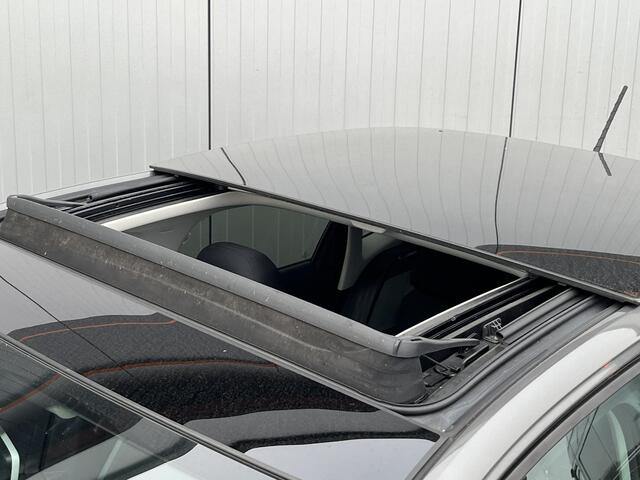 Volkswagen POLO 1.0 TSI Highline Panoramadak, LED, Stoelverwarming, PDC,