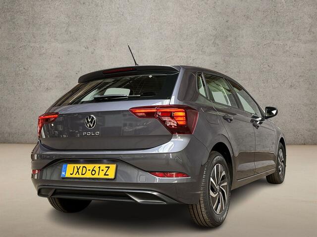 Volkswagen POLO 1.0 TSI Life Sport Automaat (VIRTUAL COCKPIT, APPLE CARPLAY, GROOT NAVI, SPORTSTOELEN, PARKEERSENSOREN, LM VELGEN, NIEUWSTAAT)