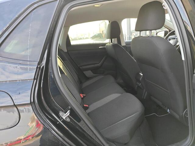 Volkswagen POLO 1.0 TSI 95pk H5 Life Business Climate Control Stoelverwarming Camera 16" Velgen Navigatie