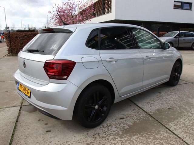 Volkswagen POLO 1.0 TSI Comfortline Business Carplay, Navi, NL-Auto, NAP, Climate, LMV