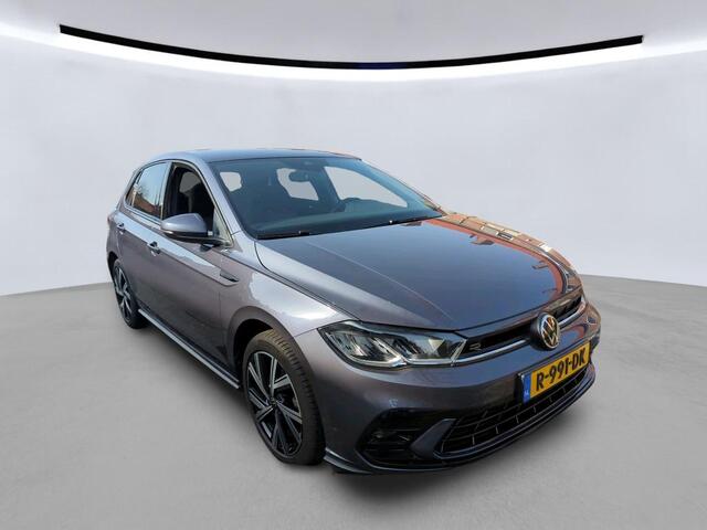 Volkswagen POLO 1.0 TSI R-Line / Navigatie / Camera / Parkeersensoren V+A / Climate controle / Stoelverwarming /