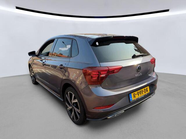 Volkswagen POLO 1.0 TSI R-Line / Navigatie / Camera / Parkeersensoren V+A / Climate controle / Stoelverwarming /