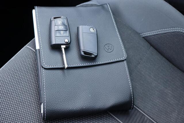 Volkswagen POLO 1.0 TSI Highline Automaat, Apple Carplay, Camera, Cruise control, Lichtmetalen wielen