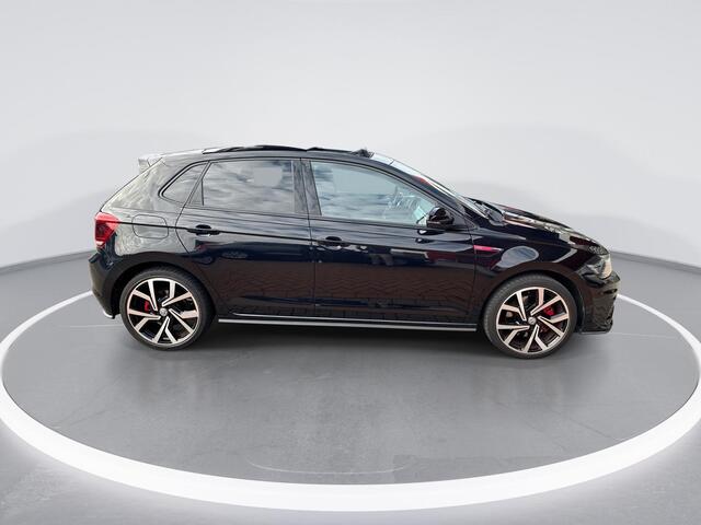 Volkswagen POLO 2.0 TSI 200pk DSG GTI · Panoramadak · Camera · Apple/Android Car Play · Stoelverwarming · Sportstoelen · 18"Velgen · Active Info Display ·