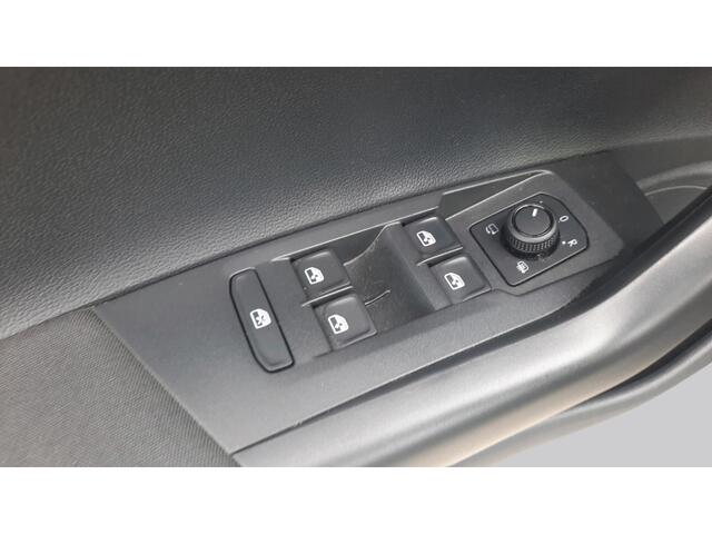 Volkswagen POLO 1.0 TSI 95pk Comfortline Navigatie Airco