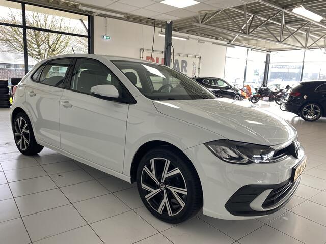 Volkswagen POLO 1.0 TSI Life automaat 5 Drs Carplay /Stoelverwarming / Navigatie / Cruise controle