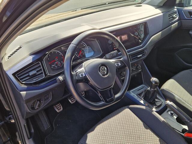 Volkswagen POLO 1.0 TSI HIGHLINE United Climate / Cruise / Apple car Play / LM 16Mooi!