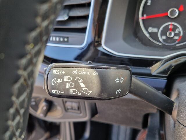 Volkswagen POLO 1.0 TSI HIGHLINE United Climate / Cruise / Apple car Play / LM 16Mooi!