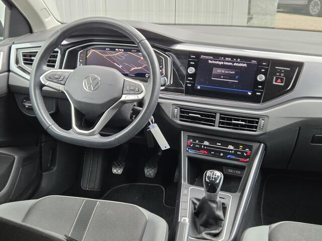 Volkswagen POLO 1.0 TSI Style IQ Light, Navigatie, Stoelverwarming,