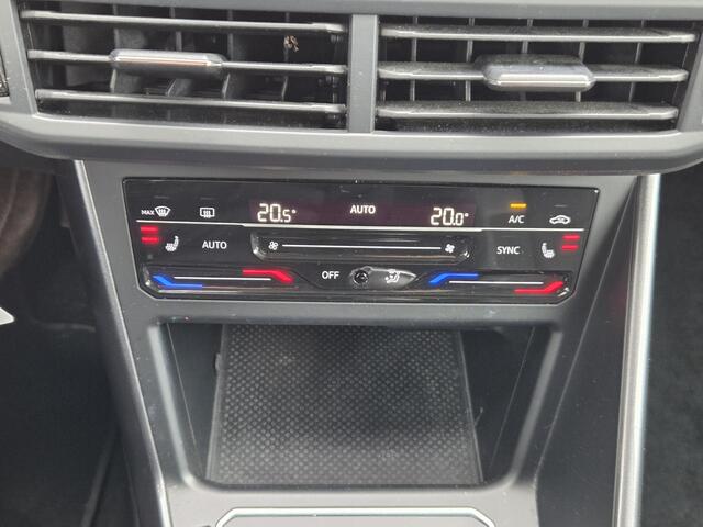 Volkswagen POLO 1.0 TSI Style IQ Light, Navigatie, Stoelverwarming,