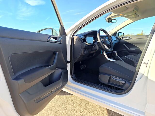 Volkswagen POLO 1.0 TSI Life Edition - 95 Pk - Euro 6 - AUTOMAAT - ParkeerCamera - AppleCarplay AndroidAuto