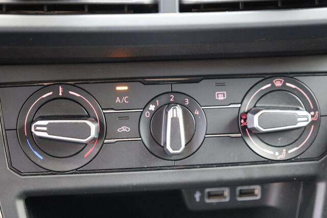 Volkswagen POLO 1.0 TSI Comfortline CARPLAY PANO 2xPDC 18"LMV CRUISE NAP