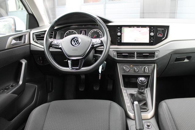 Volkswagen POLO 1.0 TSI R-LINE ED. Adaptieve Cruise control / Parkeer sensoren v en a *NL-Auto*