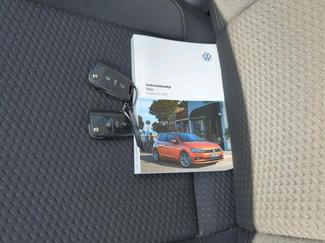 Volkswagen POLO 1.0 TSI Comfortline / AIRCO/ CRUISE/ NAVI/ PARKEER SENSOREN V&A/ MULTIMEDIA/ 5 DEURS