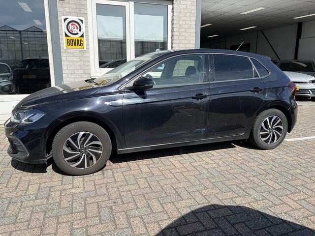 Volkswagen POLO 1.0 TSI Life / AUTOMAAT/ ADAPTIVE CRUISE/ APP-CONNECT/ PARKEER SENSOREN V+A/ DIGITAL DASH/ AIRCO/ NAVI/ DAB/ 15'' LMV