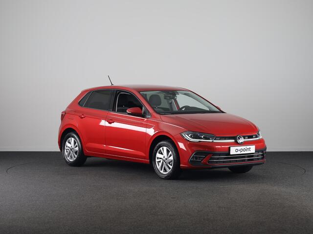 Volkswagen POLO 1.0 TSI Style 95 pk Automaat (DSG) | Navigatie | Parkeersensoren | Adaptieve cruise control | Matrix LED koplampen | Stoelverwarming |