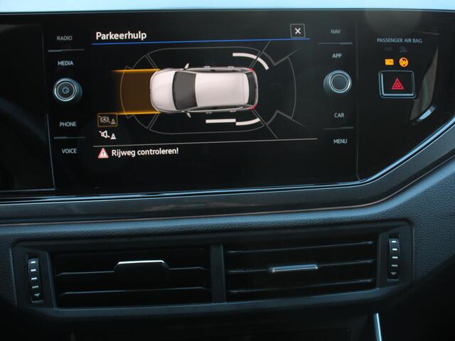Volkswagen POLO 1.0 TSI DSG Style 110Pk | Navigatie | Apple Carplay/Android Auto | Climate Control | Virtual Cockpit | Adaptive Cruise Control | Parkeersensoren | Lane Assist | Privacy Glass |
