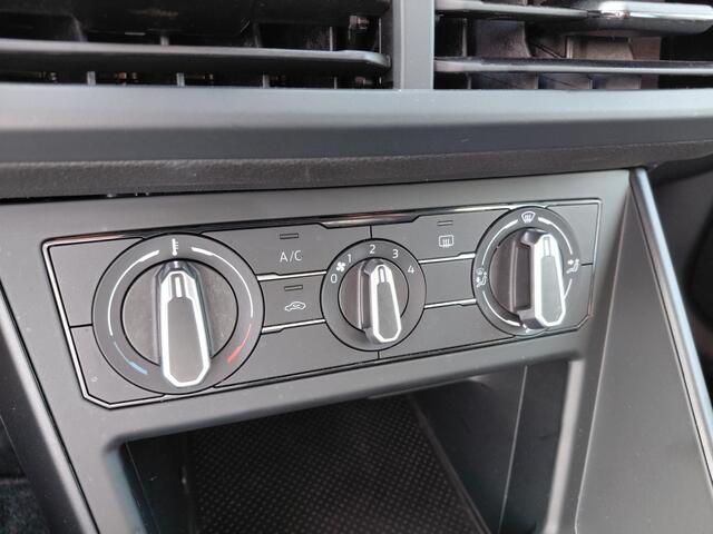 Volkswagen POLO 1.0 MPI Polo | App Connect | Parkeersensoren | Binnenkort beschikbaar |