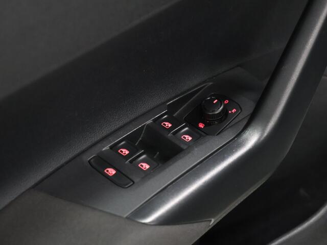 Volkswagen POLO 1.0 TSI Highline [DIGITAL DASH, APPLE CARPLAY, ANDROID, ADAPTIVE CRUISE, CAMERA, PDC V+A, NAVIGATIE, AIRCO, NIEUWSTAAT]