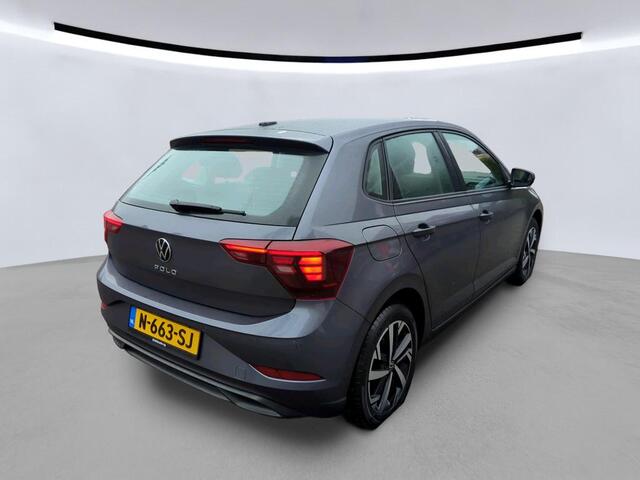 Volkswagen POLO 1.0 TSI Life Automaat / Navigatie / PDC