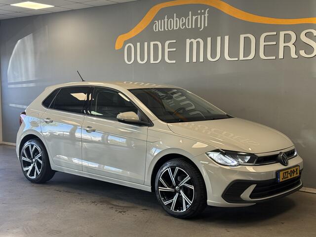 Volkswagen POLO 1.0 MPI Polo Carplay / Stoelverwarming/ Cruise / Camera