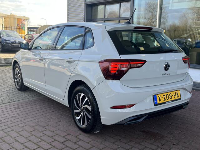 Volkswagen POLO 1.0 TSI DSG Life / Achteruitrijcamera / Carplay / Airco / 15'' LMV /VW
