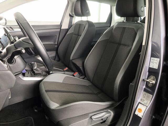 Volkswagen POLO 1.0 TSI Style 95 PK DSG Automaat | Navigatie via app | Parkeersensoren | Privacy glass |